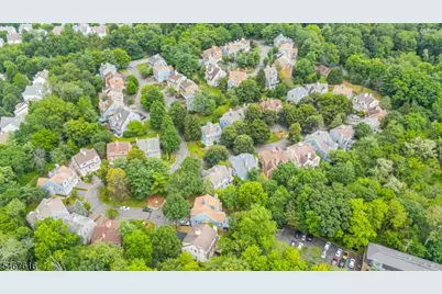 22 Dowitcher Ct, Wayne, NJ 07470 - Photo 48