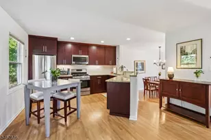 22 Dowitcher Ct, Wayne, NJ 07470 - Photo 12