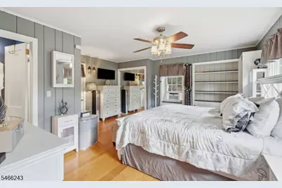 18 West Valley Brook Rd, Washington Township, NJ 07853 - Photo 10
