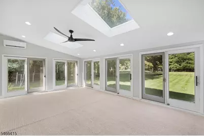 3 Martin Pl, Fairfield, NJ 07004 - Photo 8