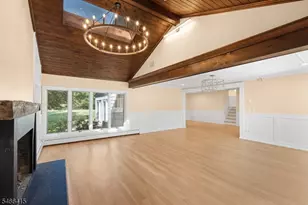 3 Martin Pl, Fairfield, NJ 07004 - Photo 6
