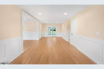3 Martin Pl, Fairfield, NJ 07004 - Photo 4