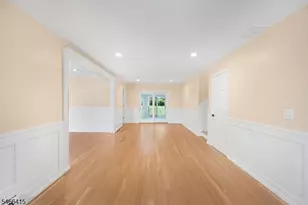 3 Martin Pl, Fairfield, NJ 07004 - Photo 4