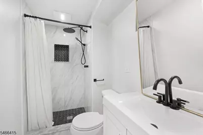 3 Martin Pl, Fairfield, NJ 07004 - Photo 34