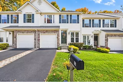 15 Village Ln, Sparta Township, NJ 07871 - Photo 2