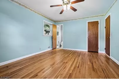 907 Pleasant Valley Way, West Orange Township, NJ 07052 - Photo 22
