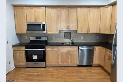 549 Park Ave #3C, Scotch Plains Township, NJ 07076 - Photo 2