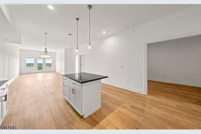 17 Hook Mt Rd #202, Montville Township, NJ 07058 - Photo 2