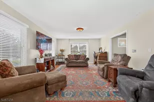 151 S 6th St, Lopatcong Township, NJ 08865 - Photo 10