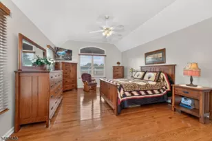 151 S 6th St, Lopatcong Township, NJ 08865 - Photo 12