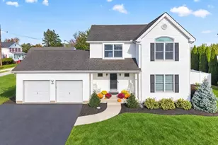 151 S 6th St, Lopatcong Township, NJ 08865 - Photo 1