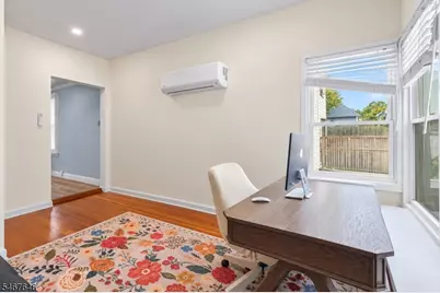 35 Clinton St, Bloomfield, NJ 07003 - Photo 18