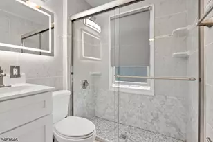 35 Clinton St, Bloomfield, NJ 07003 - Photo 28
