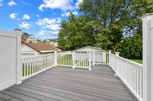 35 Clinton St, Bloomfield, NJ 07003 - Photo 38