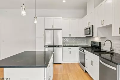 17 Hook Mt Rd #211, Montville Township, NJ 07058 - Photo 8