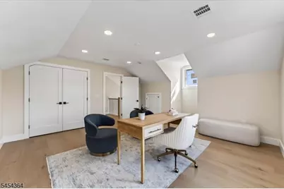 242 Saint Paul St, Westfield, NJ 07090 - Photo 38