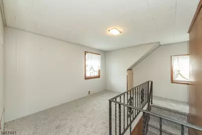 45 Orchard St, Pompton Lakes, NJ 07442 - Photo 12