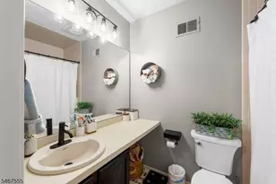 137 Woods Edge Dr, Roxbury Township, NJ 07876 - Photo 12