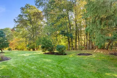 137 Woods Edge Dr #137, Roxbury Township, NJ 07876 - Photo 16