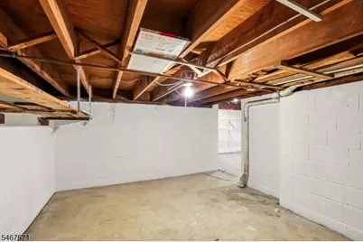 45 N Laurel Ave, Woodbridge Township, NJ 08830 - Photo 24
