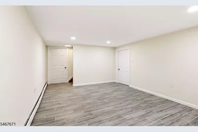 45 N Laurel Ave, Woodbridge Township, NJ 08830 - Photo 22