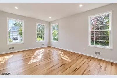 9 Schindler Way, Livingston, NJ 07039 - Photo 14