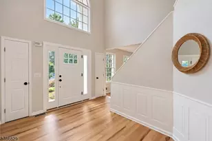 9 Schindler Way, Livingston, NJ 07039 - Photo 4