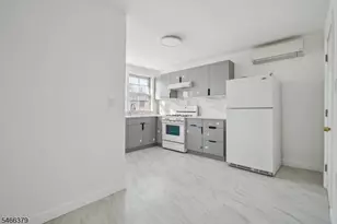 46 State St, Bloomfield, NJ 07003 - Photo 8