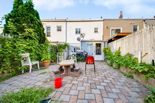 1635 Lincoln St, Jersey City, NJ 07307 - Photo 26