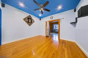 1635 Lincoln St, Jersey City, NJ 07307 - Photo 12