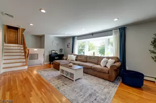 20 Rockaway Pl, Parsippany, NJ 07054 - Photo 8