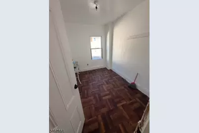 425 Catherine St, Elizabeth, NJ 07201 - Photo 16