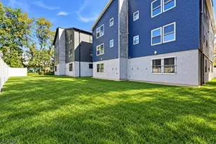 379 S 10th St, Newark, NJ 07103 - Photo 2