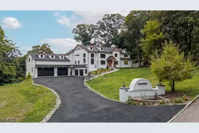 180 Roundtop Rd, Bernardsville, NJ 07924 - Photo 2