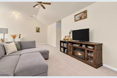 69 Williamson Ct, Bridgewater, NJ 08807 - Photo 8