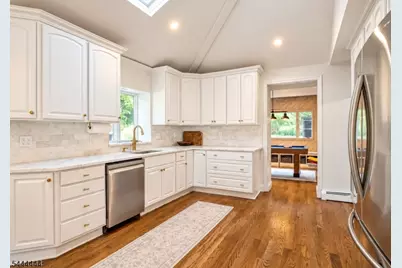 39 Hillcrest Avenue, Montville Township, NJ 07045 - Photo 6