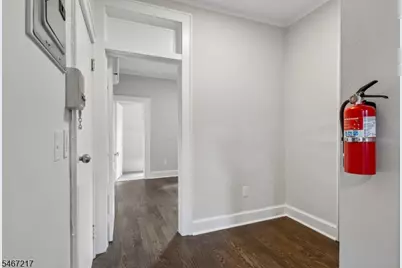 166 Maplewood Ave #6, Maplewood, NJ 07040 - Photo 10
