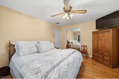 21 Ravine Ave, Nutley, NJ 07110 - Photo 14