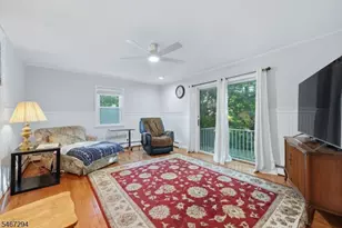 14 Whitaker Pl, West Caldwell, NJ 07006 - Photo 16