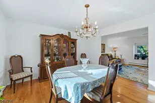 14 Whitaker Pl, West Caldwell, NJ 07006 - Photo 10