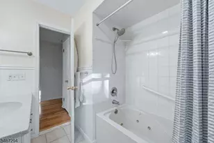 14 Whitaker Pl, West Caldwell, NJ 07006 - Photo 28
