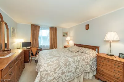 197 Lake Shore Dr, Parsippany, NJ 07034 - Photo 34