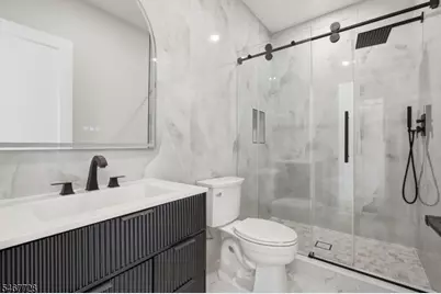 65 Summit Ct, Westfield, NJ 07090 - Photo 10