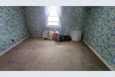 509 Thompson Ave, Roselle, NJ 07203 - Photo 16