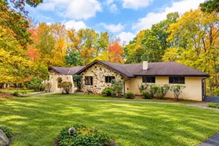 7 Twin Hills Dr, Boonton Township, NJ 07005 - Photo 2