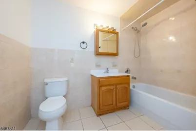902 N 5th St #406, Newark, NJ 07107 - Photo 8