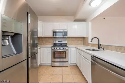 902 N 5th St #406, Newark, NJ 07107 - Photo 1