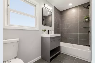 26 Crescent Ave, Newark, NJ 07112 - Photo 20