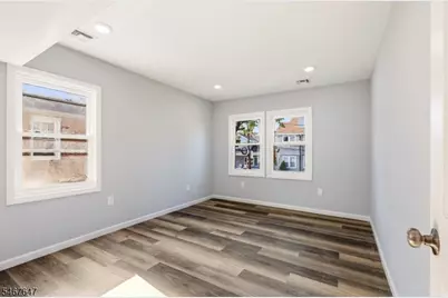 26 Crescent Ave, Newark, NJ 07112 - Photo 16