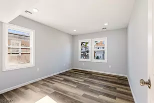 26 Crescent Ave, Newark, NJ 07112 - Photo 16